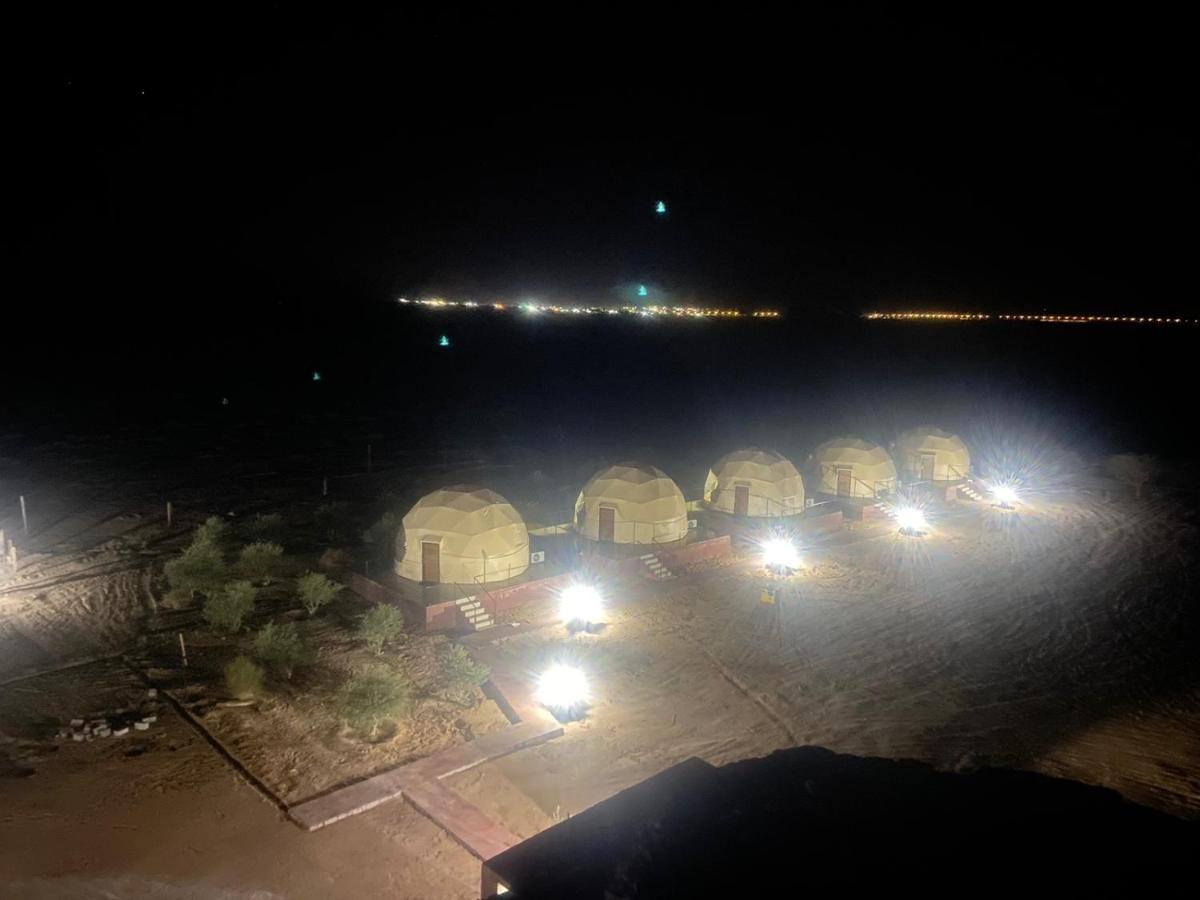 Adel Rum Camp Bubbles Wadi Rum Bagian luar foto