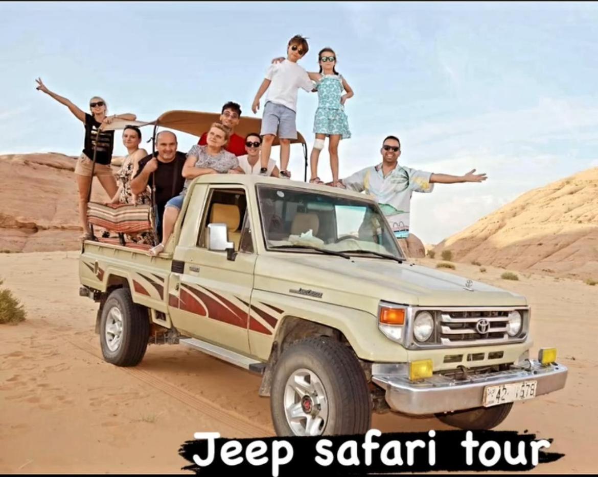 Adel Rum Camp Bubbles Wadi Rum Bagian luar foto
