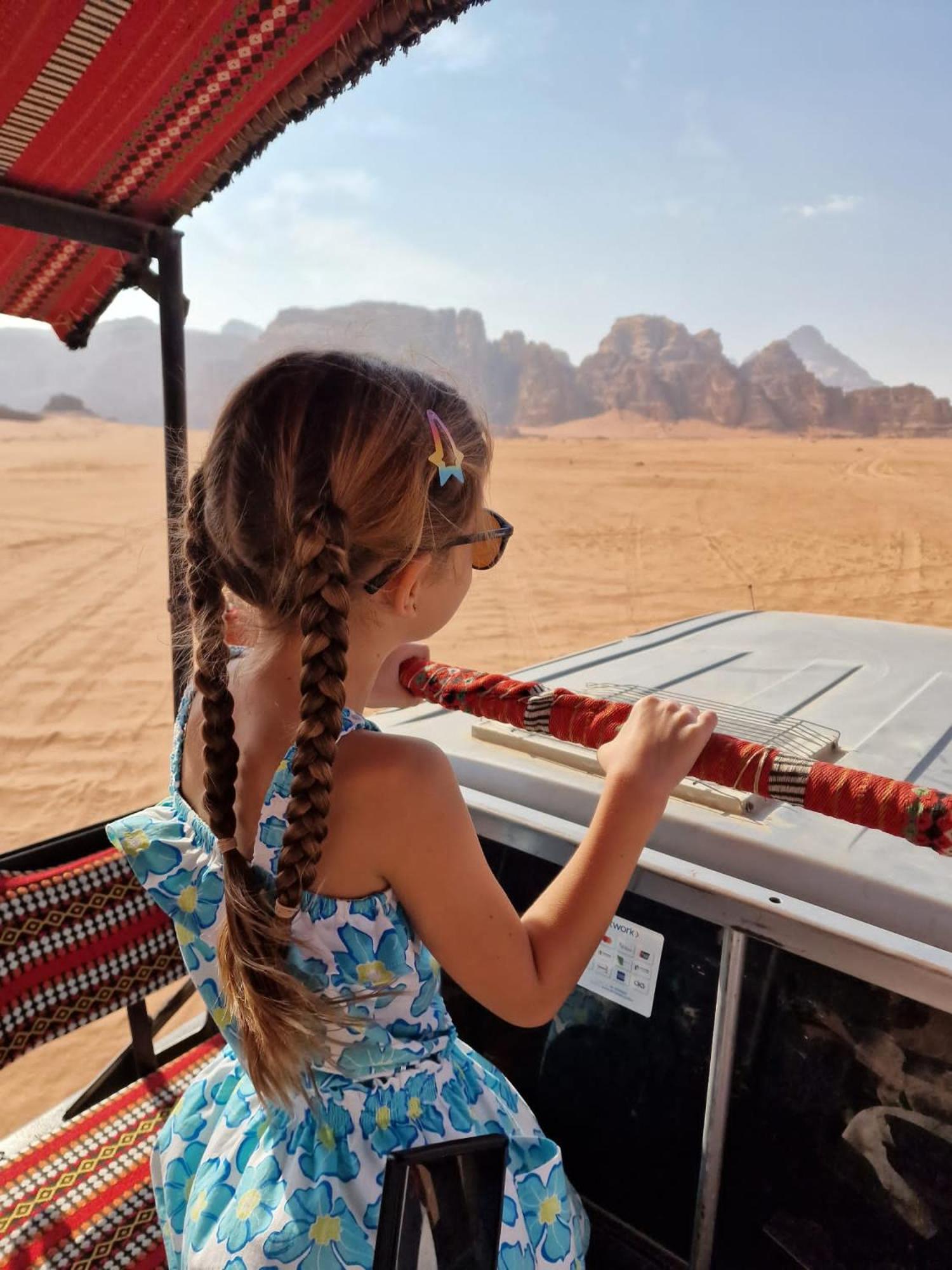 Adel Rum Camp Bubbles Wadi Rum Bagian luar foto
