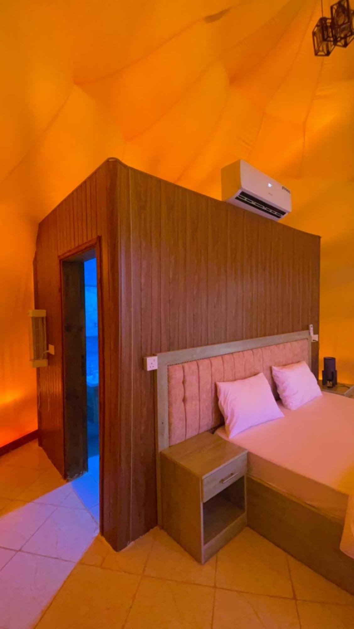 Adel Rum Camp Bubbles Wadi Rum Bagian luar foto