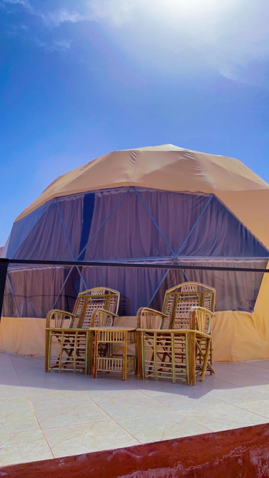 Adel Rum Camp Bubbles Wadi Rum Bagian luar foto