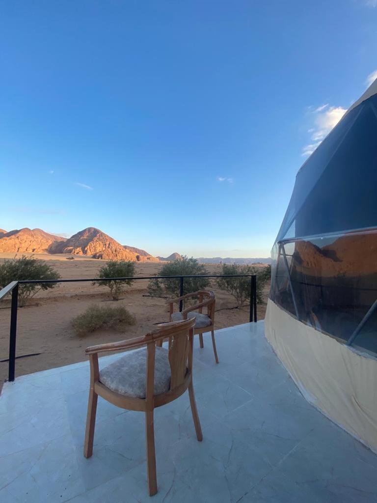 Adel Rum Camp Bubbles Wadi Rum Bagian luar foto